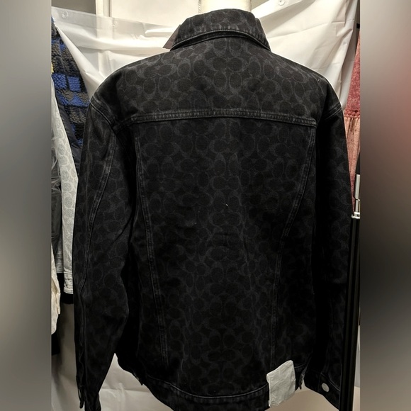 Women’s Coach NWT Signature C Denim Jacket in black XL relaxed fit - Picture 6 of 16